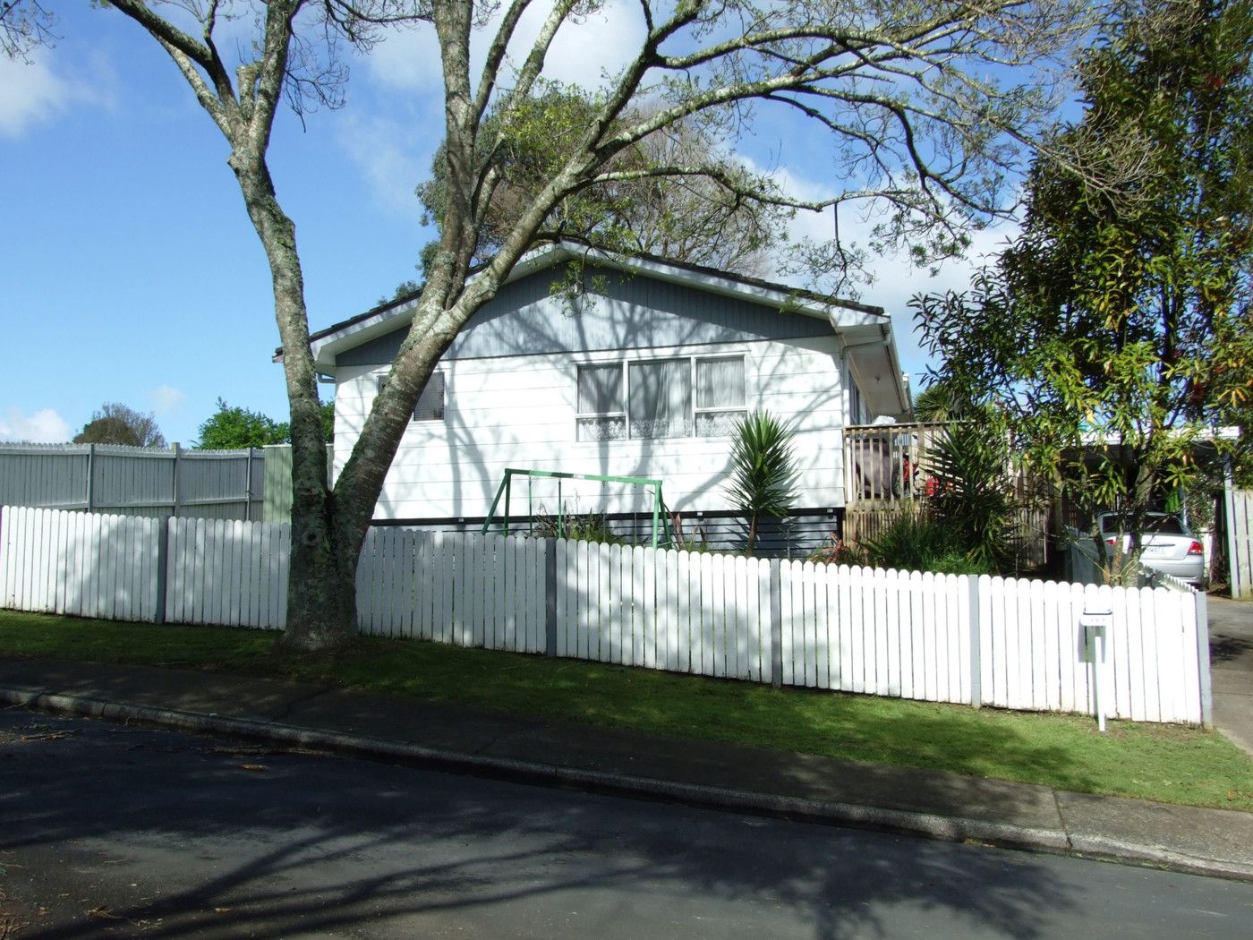 1/7 Eterna Place, Clover Park, Manukau City
