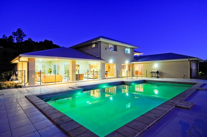 13 Meadow Court, MAUDSLAND, QLD 4210