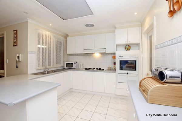 3 Flinders Court, BUNDOORA, VIC 3083