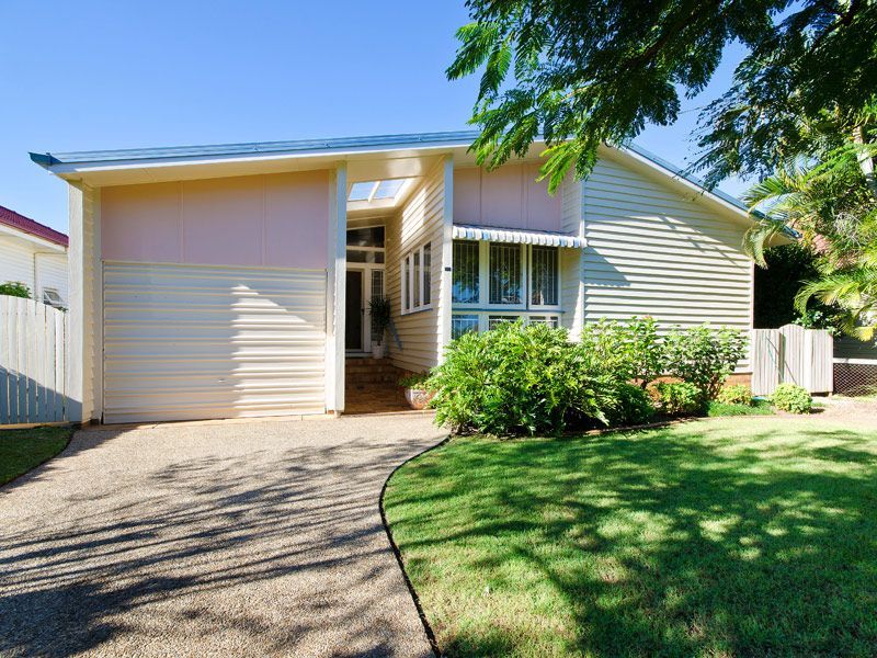 85 Redhill Road, NUDGEE QLD 4014