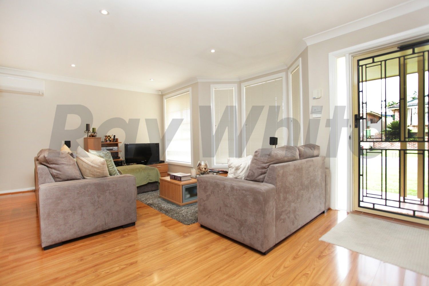 36 Thornbill Crescent, GLENMORE PARK, NSW 2745