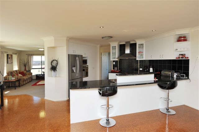 4 Jacaranda Court, WESTBROOK, QLD 4350