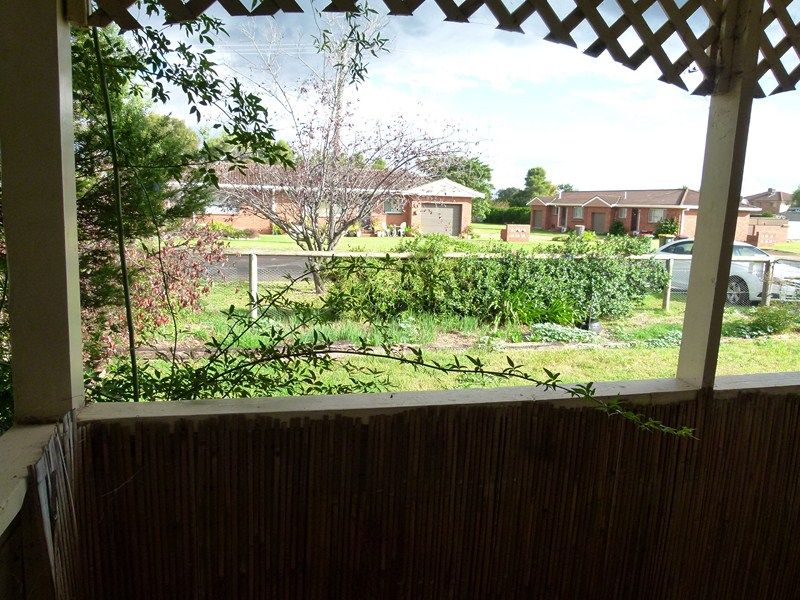 4 Quarry Road, FORBES, NSW 2871