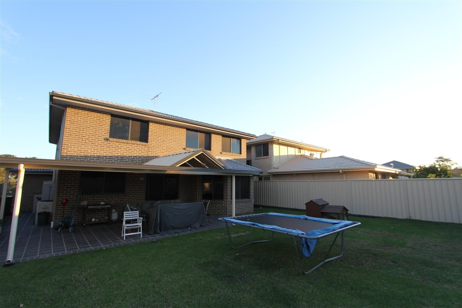 4 Cascades Road, WOONGARRAH, NSW 2259