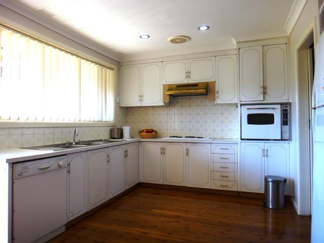 821 The Horsley Drive, SMITHFIELD, NSW 2164