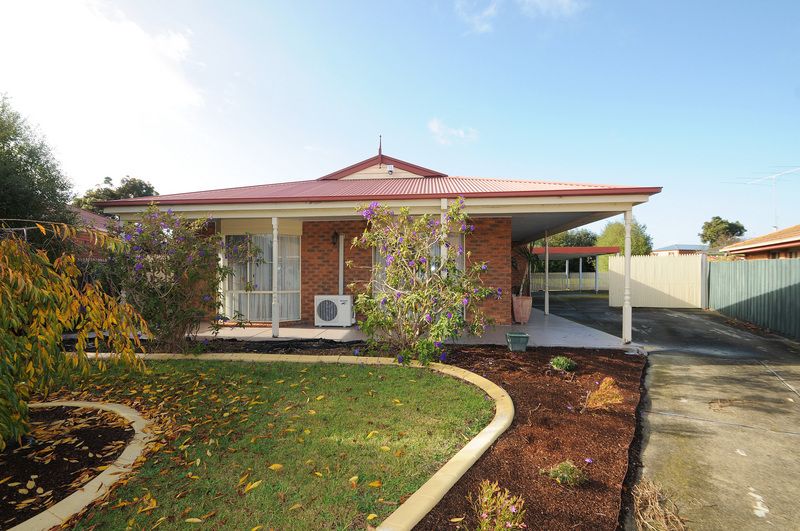 10 Leffern Court, CARRUM DOWNS, VIC 3201