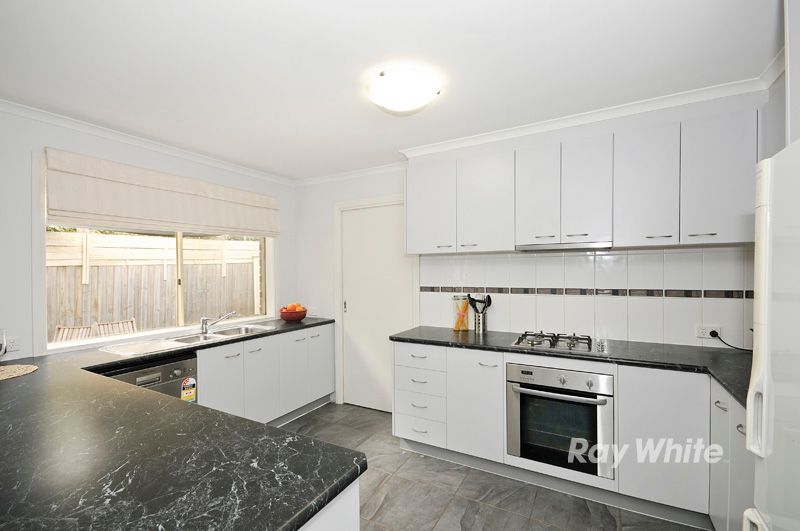 2/13 Somerset Street, WANTIRNA SOUTH, VIC 3152