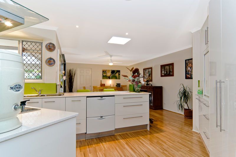 18 Bringenbrong Drive, BUDERIM, QLD 4556