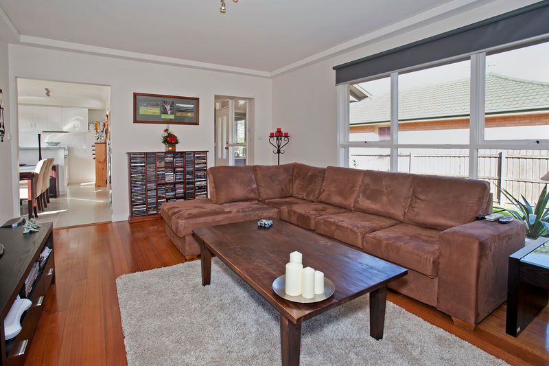 11 Highfield Drive, GROVEDALE, VIC 3216