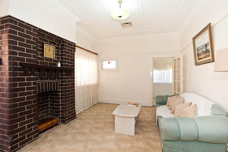 22 Bayview Street, BEXLEY, NSW 2207
