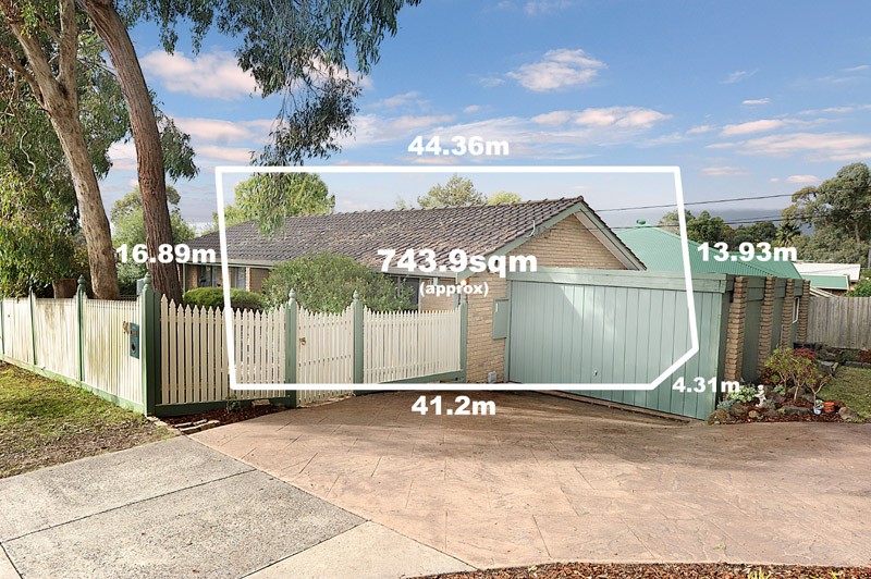 90 Burke Road, FERNTREE GULLY, VIC 3156