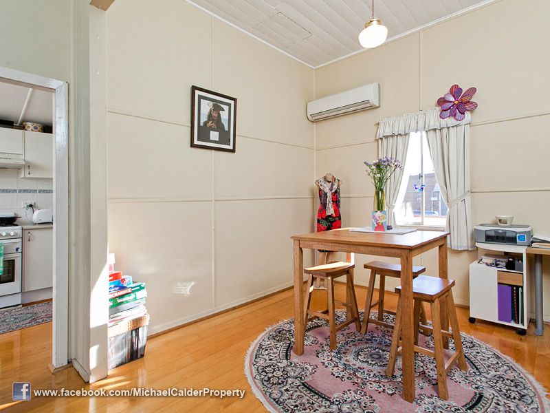 9 Bridge Street, NUNDAH, QLD 4012