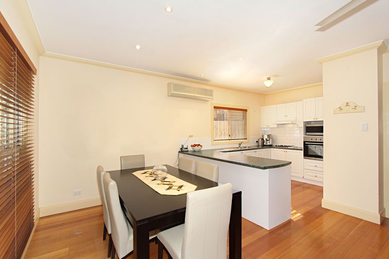 15 Dalston Road, HUGHESDALE, VIC 3166