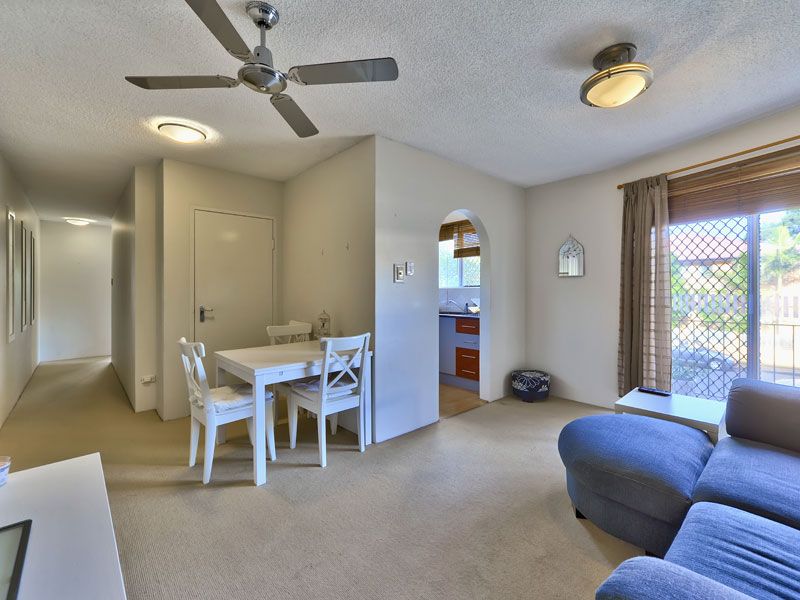 69 Belgrave Street, BALMORAL QLD 4171
