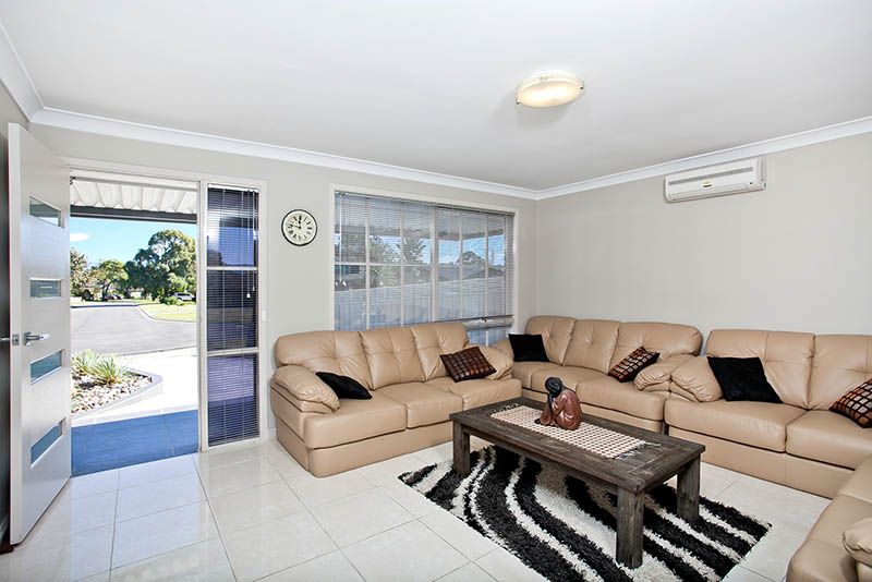 19 Birra Drive, OAK FLATS, NSW 2529