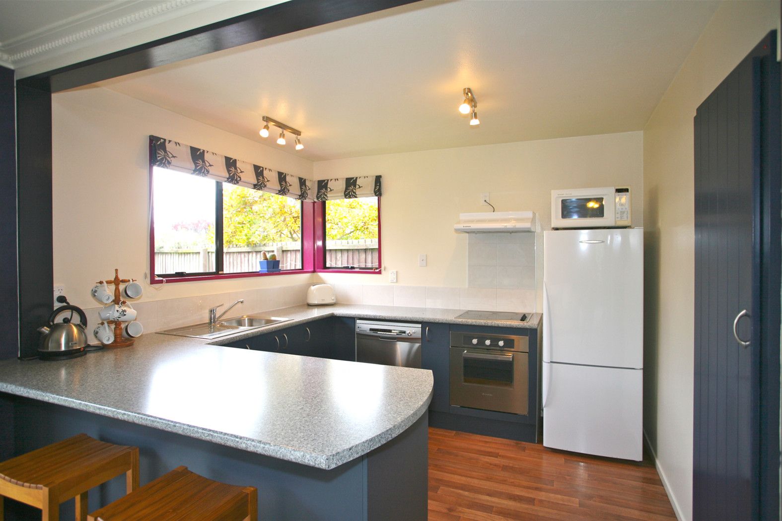3 Sunbeam Place, HALSWELL, Christchurch City