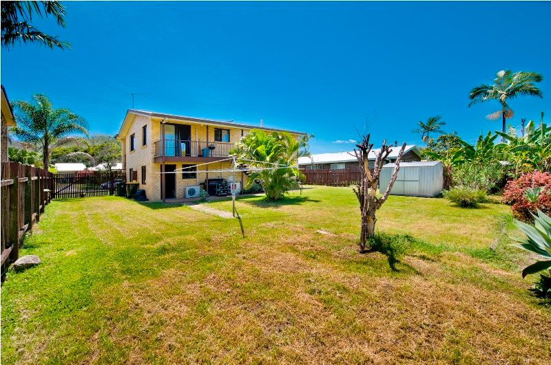 47 Kingfisher Parade, NORMAN GARDENS, QLD 4701