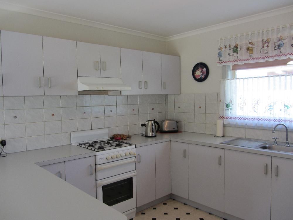2/521 Lyne Street, LAVINGTON, NSW 2641