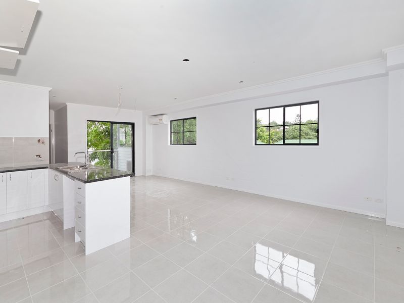 25A Ashby Street, Fairfield, QLD 4103
