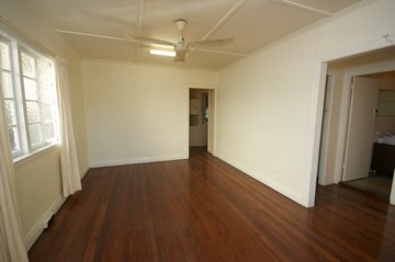51 Vernon Street, NUNDAH, QLD 4012