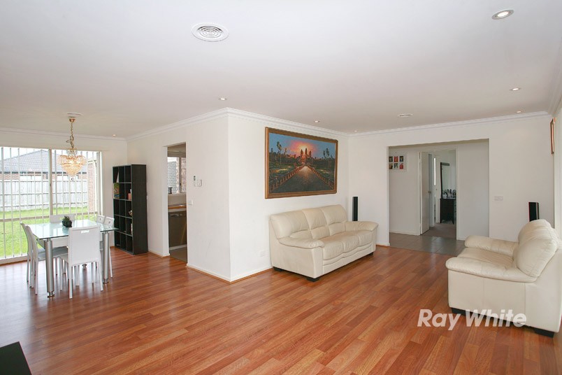 41 Majestic Boulevard, CRANBOURNE, VIC 3977
