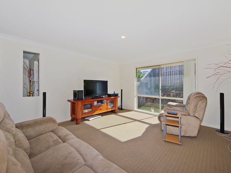 256 Universal Street, PACIFIC PINES, QLD 4211