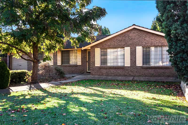 11 Timothy Place, EDENSOR PARK NSW 2176