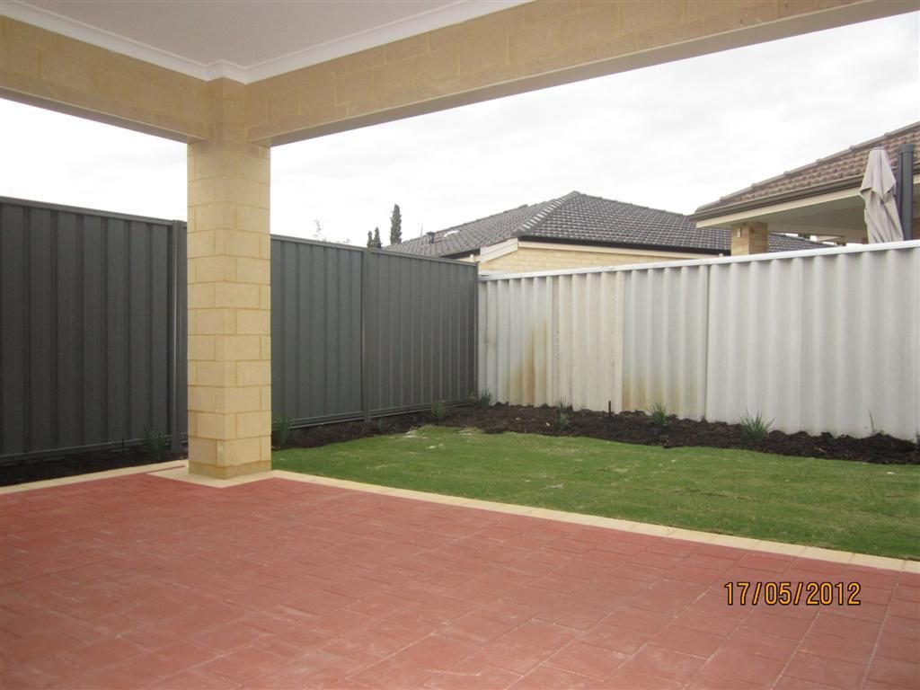 9B Walsh Avenue, REDCLIFFE, WA 6104