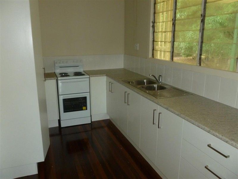 23 Hibiscus Street, URANGAN, QLD 4655