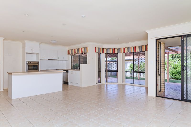 3 Firestone Drive, BANORA POINT NSW 2486