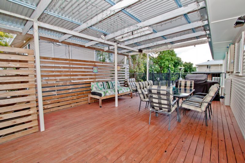 80 Hammersmith Street, COOPERS PLAINS, QLD 4108