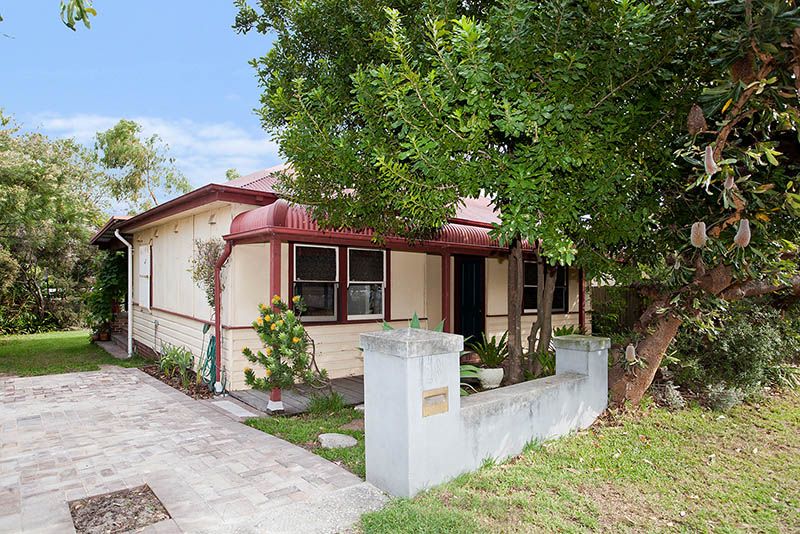 28 Colvin Avenue, CARLTON NSW 2218