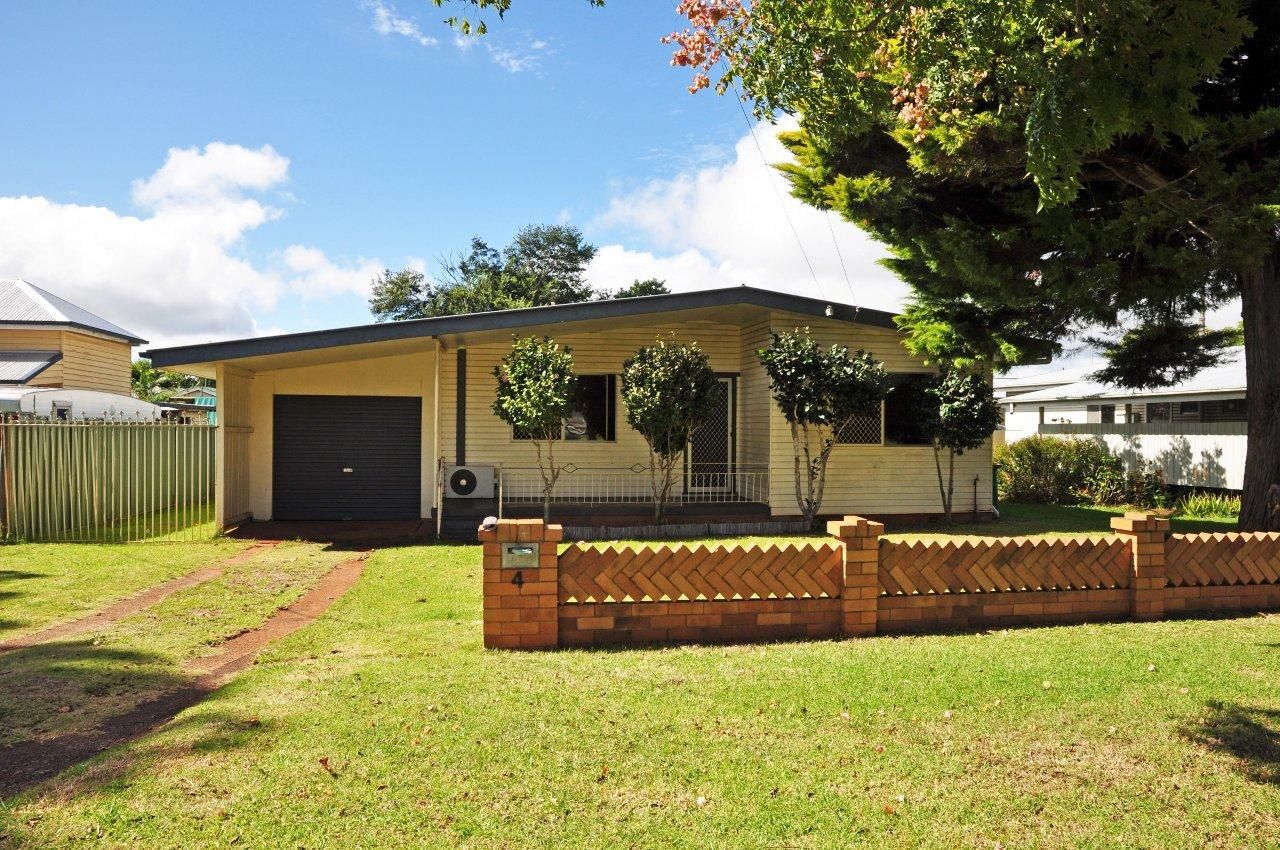 4 Hope Street, NEWTOWN QLD 4350