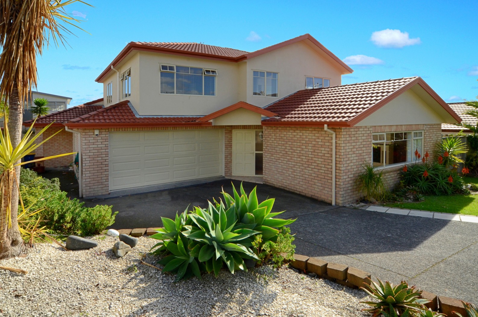 64 Scarlet Oak Drive, ALBANY, North Shore City