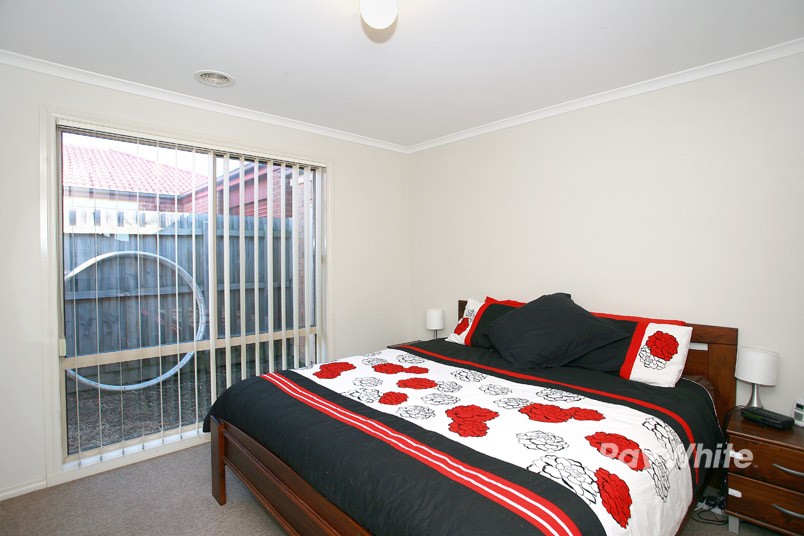 59 Phoenix Avenue, CRANBOURNE, VIC 3977
