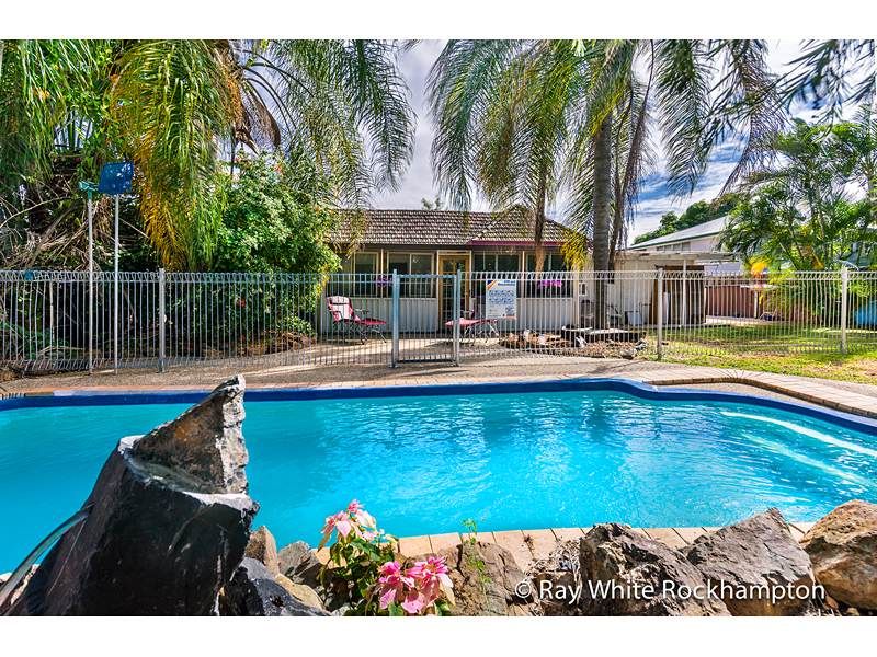 75 Main Street, PARK AVENUE, QLD 4701