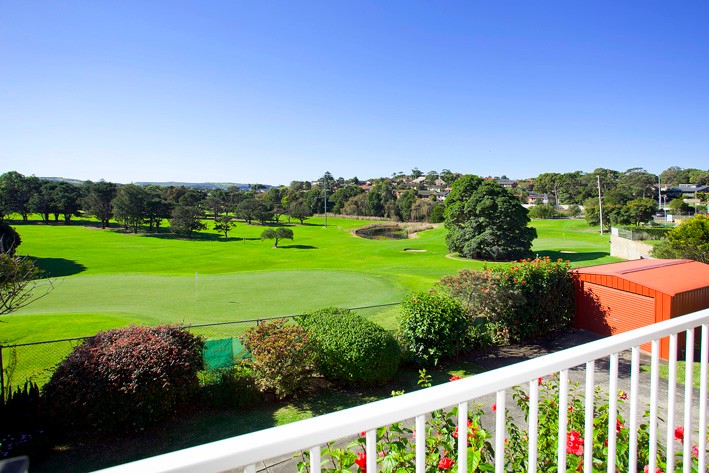 14 Golfers Parade, KIAMA DOWNS, NSW 2533