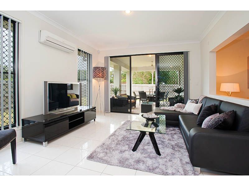 2 Durre Street, CALAMVALE, QLD 4116