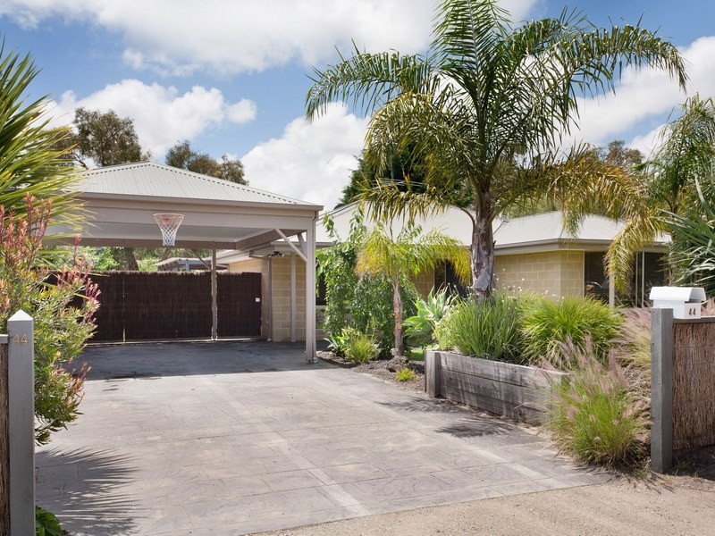 44 Duells Road, ROSEBUD, VIC 3939