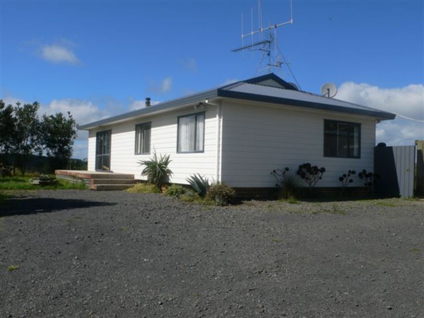 ONEWHERO, Franklin