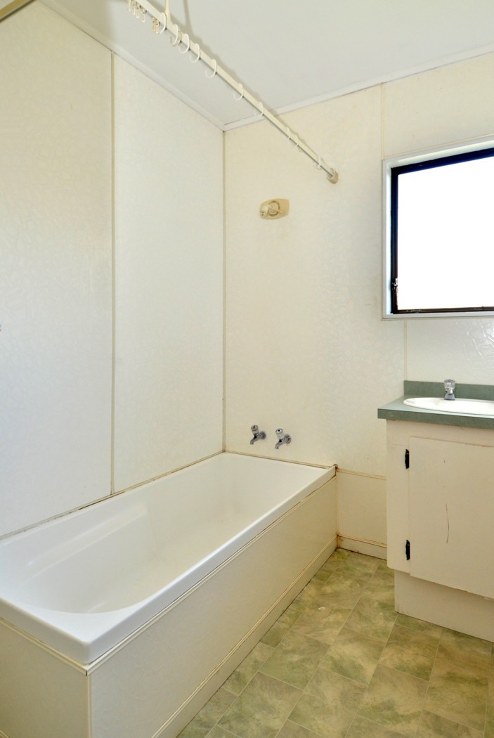 2/45 Templeton Place, MANUREWA, Manukau City