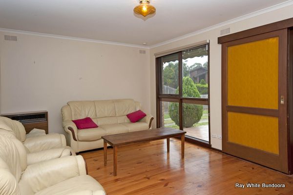 2 Debbie Court, MILL PARK, VIC 3082