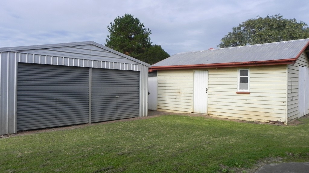 24 WALPOLE, MILLMERRAN, QLD 4357