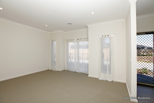 2/9 Hickling Road, MERNDA, VIC 3754