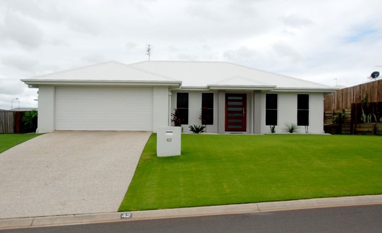 42 Sommariva Street, WESTBROOK QLD 4350
