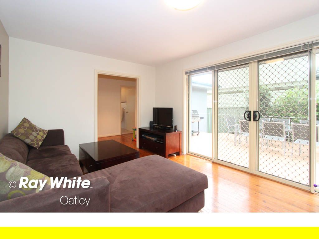 36 Queensbury Road, PENSHURST, NSW 2222