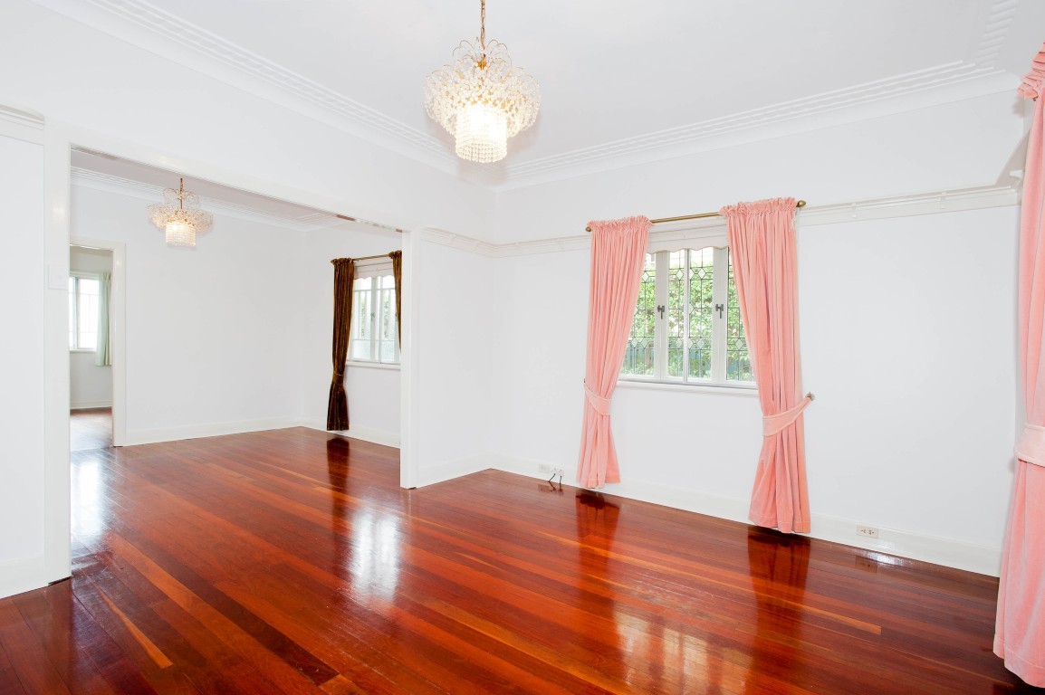 6 Percival Terrace, HOLLAND PARK, QLD 4121