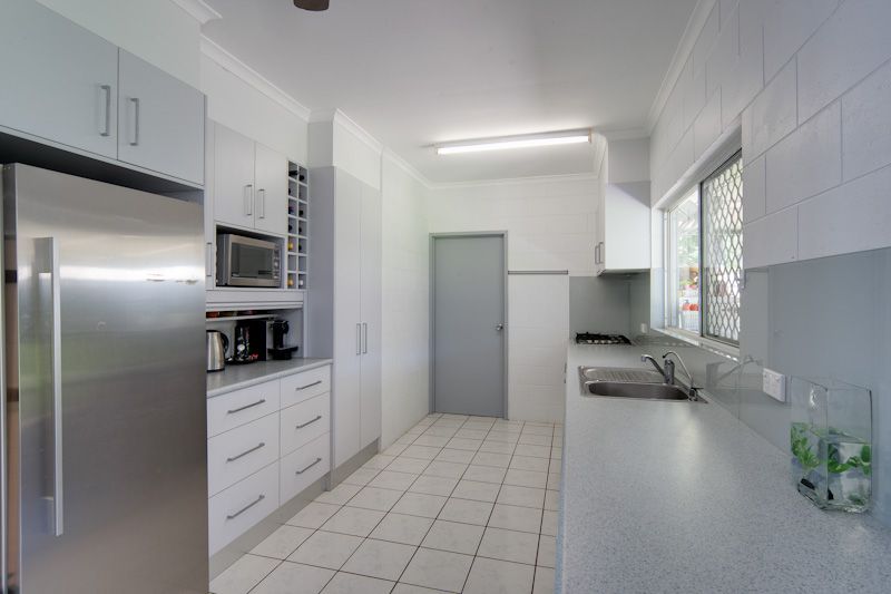 7 Batavia Court, BENTLEY PARK QLD 4869