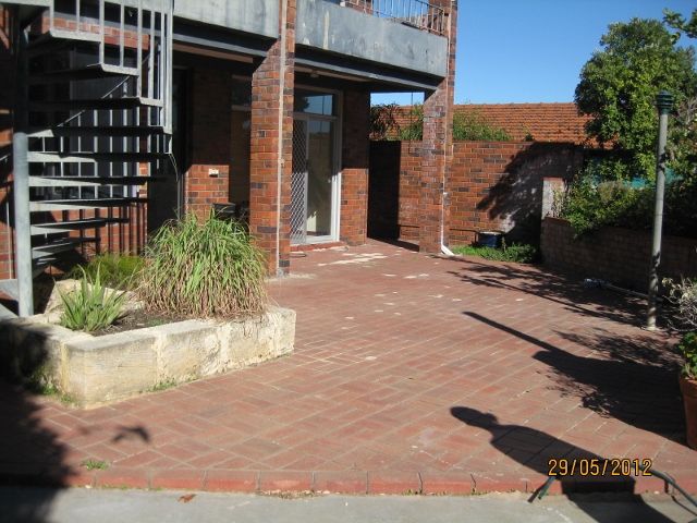 21 HAWKINS Avenue, SORRENTO, WA 6020