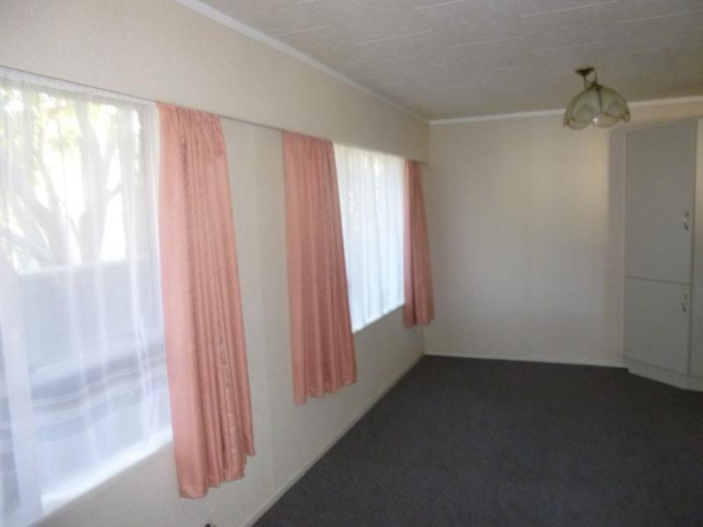 48 Slacks Road, AWAPUNI, Palmerston North City